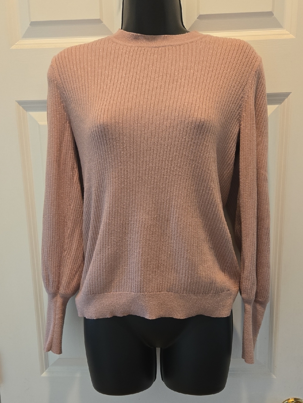 LOFT Ribbed Crewneck Sweater M Blush Pink Balloon Long Sleeve Pullover Girly